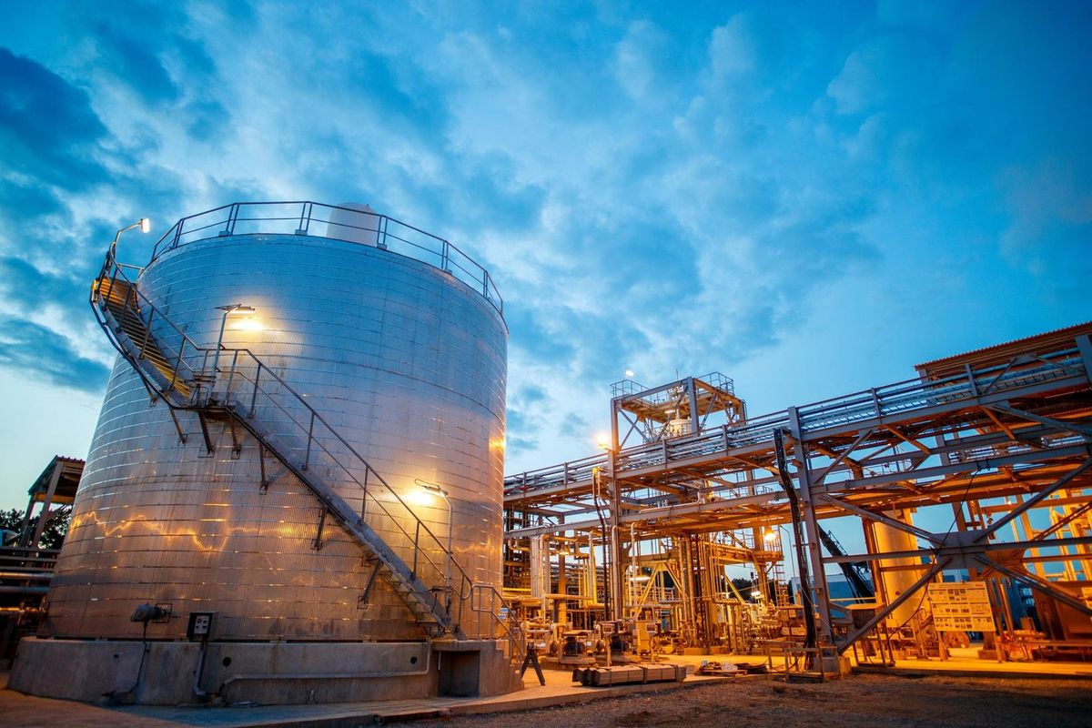 Storage tanks and process units at an industrial facility
